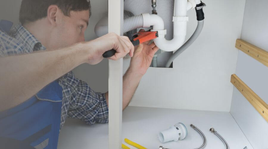 Professional emergency plumbing in West Bend, IA